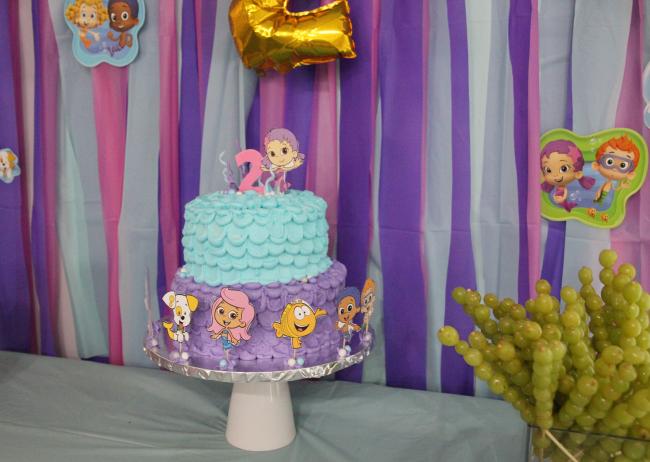 Bubble Guppies Cake